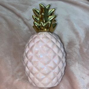 Pink and gold pineapple